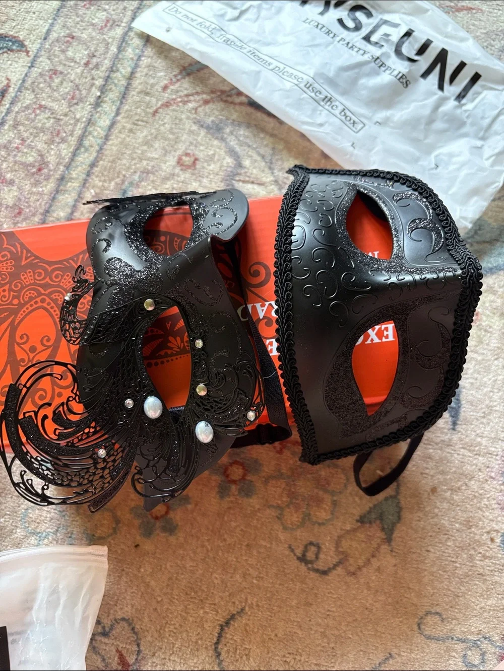 NWT Black Venetian Masquerade Mardi Gras Couples Masks